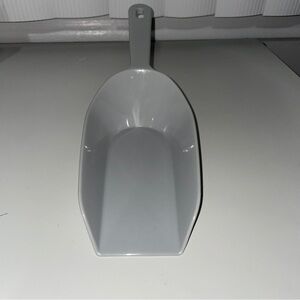 11inch Plastic Gray Food Or Pooper Scooper Brand New For Pets/food/salt/ice